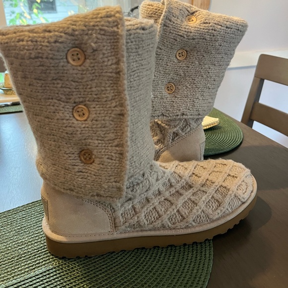 UGG Lattice Cardy Sweater Knit 3 Button Tall Fold Over Boots Women's Size 10 NEW - Picture 1 of 7